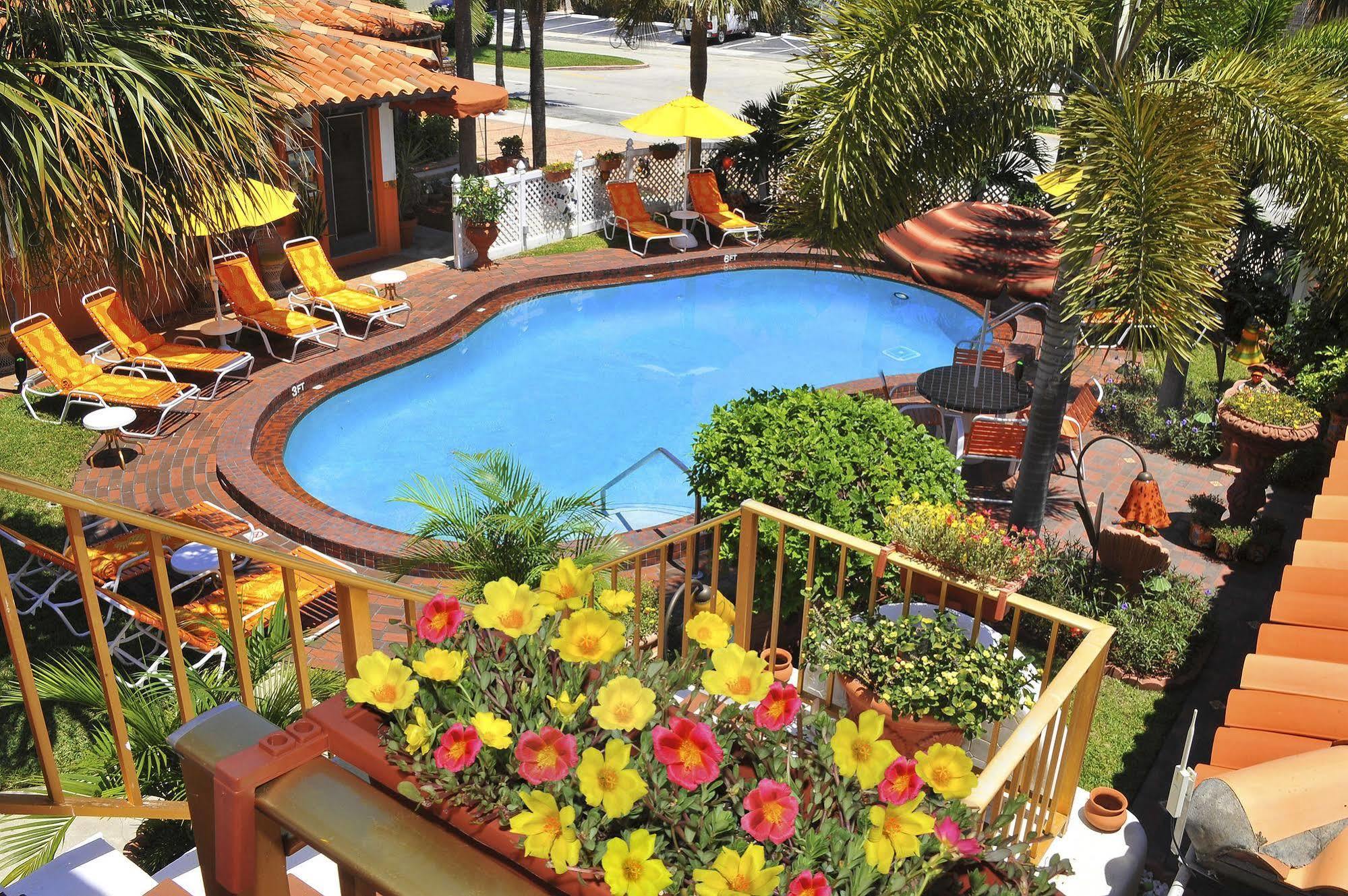 Blue Seas Courtyard Hotel Lauderdale-by-the-Sea Ngoại thất bức ảnh